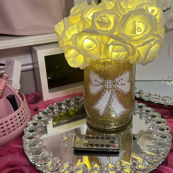 Glammitcreations Light Up Rose Arrangement - Picture 2 of 8